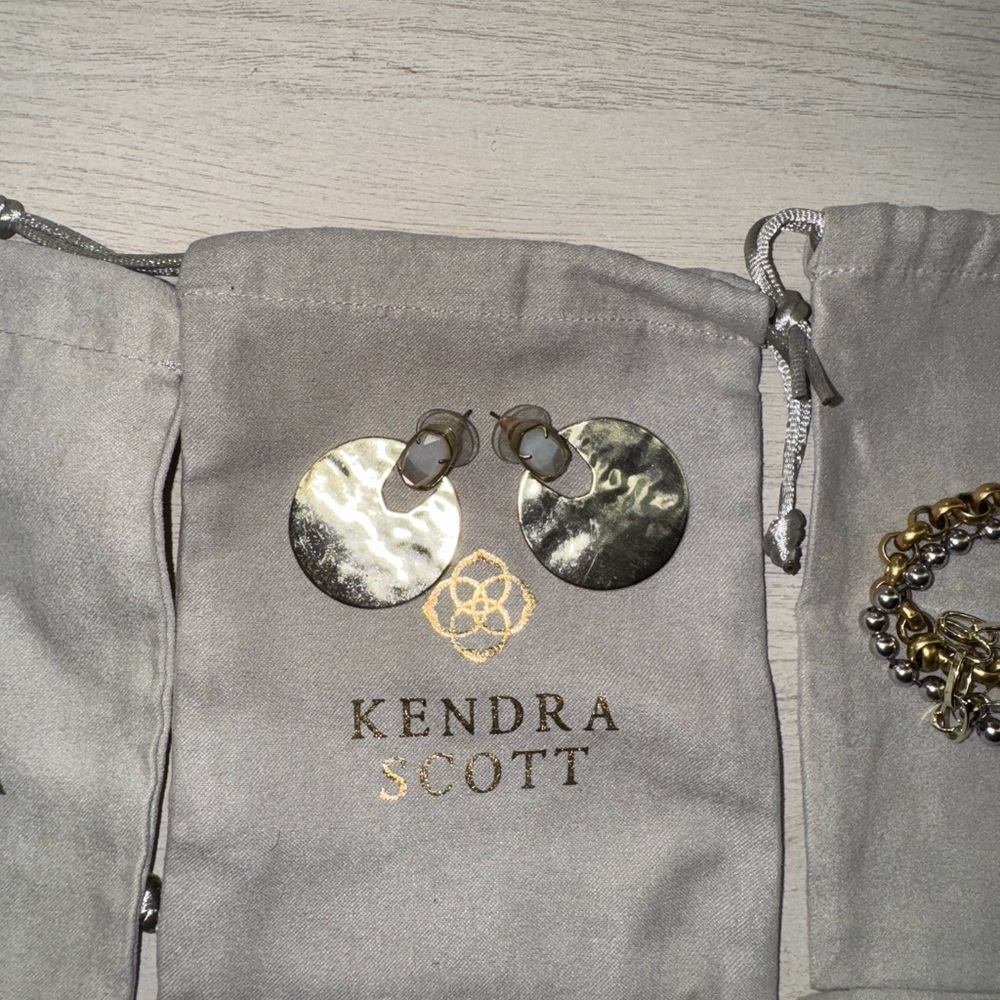 Kendra Scott Shimmering Disc Earrings